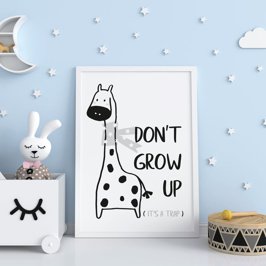 Ilustracija Za Dječju Sobu - Don't Grow Up Giraffe - Ilustracija Za Dječju Sobu