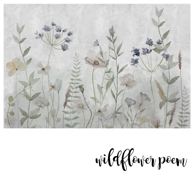 Zidna tapeta Wildflower Poem s motivima divljeg cvijeća u nježnim pastelnim tonovima.