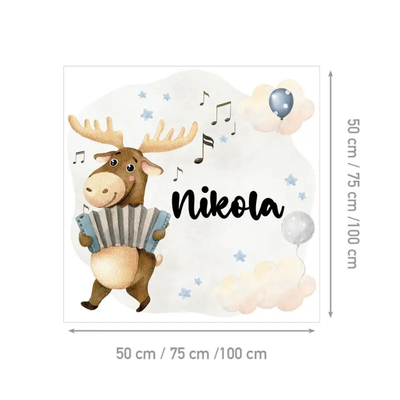 Personalizirana dječja naljepnica za zid s imenom, ilustracijom soba koji svira harmoniku, okružen balonima, glazbenim notama i oblacima.