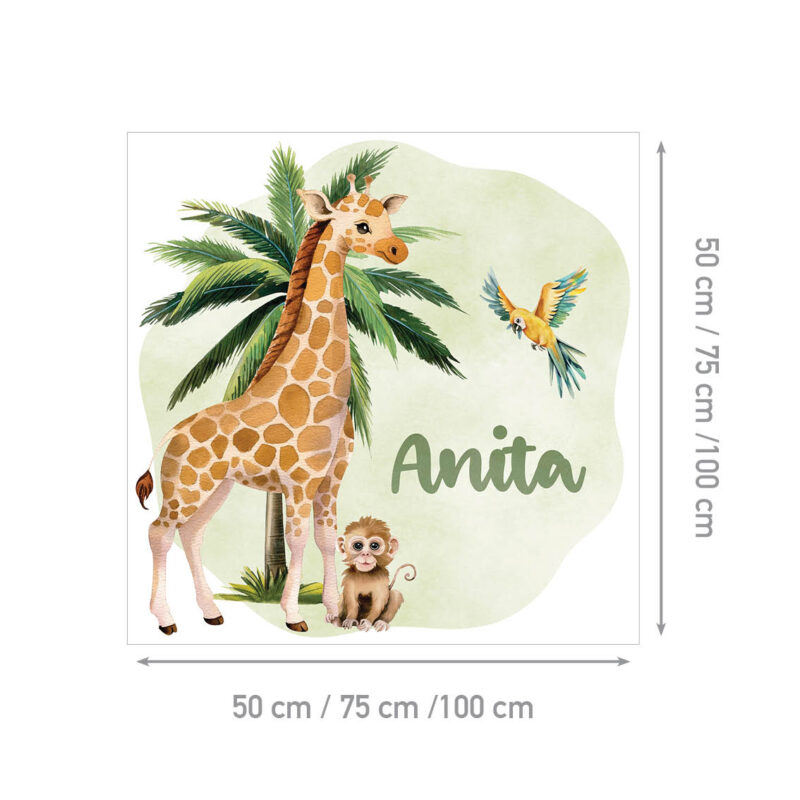 Personalizirana dječja naljepnica s imenom i ilustracijom žirafe, majmunčića i papige ispred palme, u toplim safari tonovima - shema